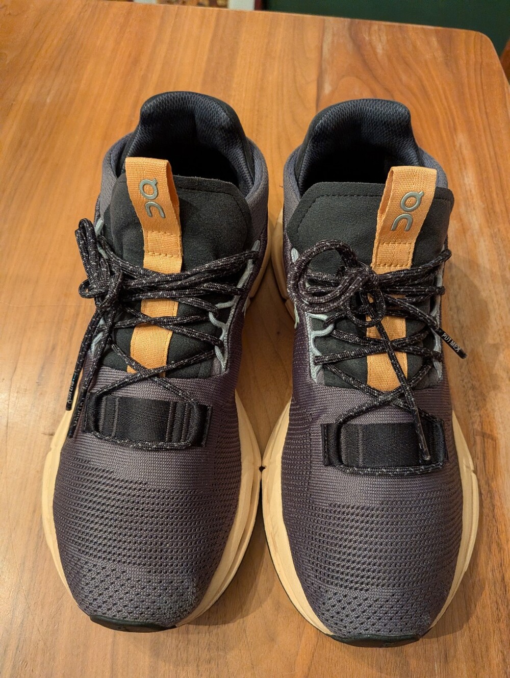 On Cloudnova Women's Size 8.5